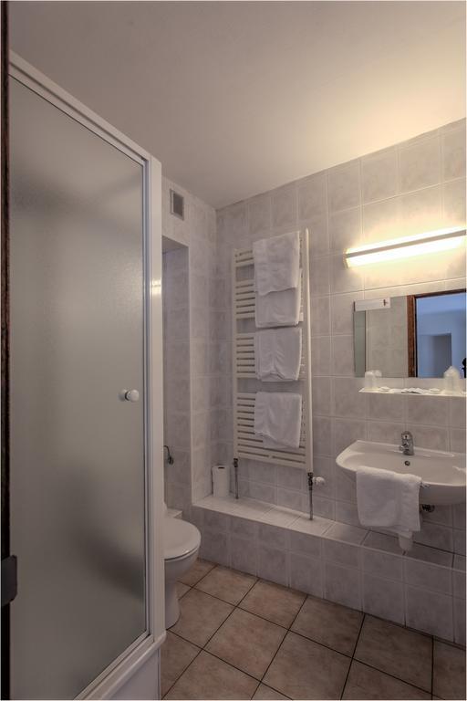 Hotel La Plage Bouillon Cameră foto